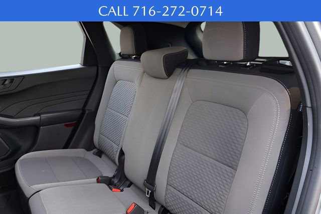 Used 2022 Ford Escape SE image 17