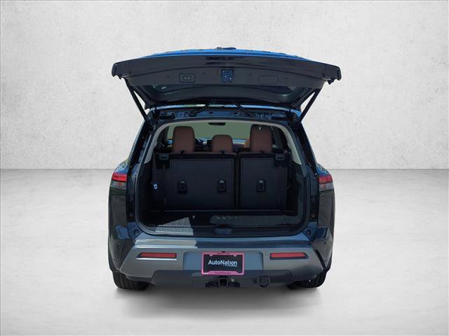 New 2026 Nissan Pathfinder Platinum w/ Cargo Package AWD/4WD image 9