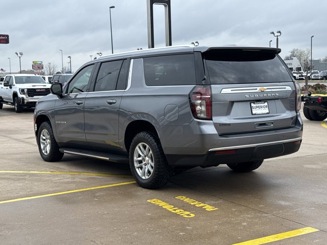 Used 2021 Chevrolet Suburban LS w/ Driver Alert Package image 11
