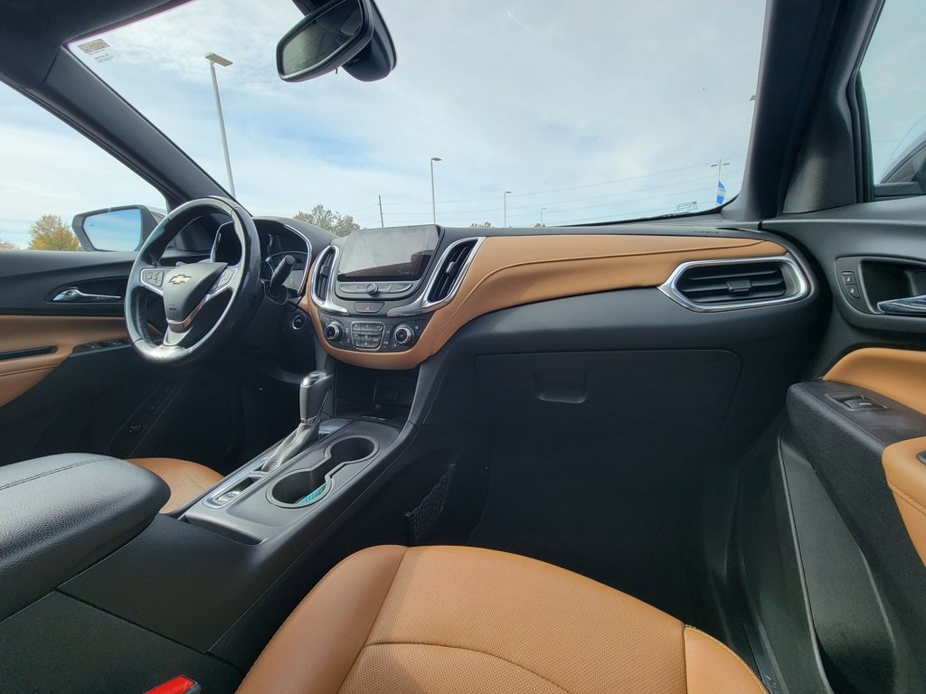 Used 2018 Chevrolet Equinox Premier image 12