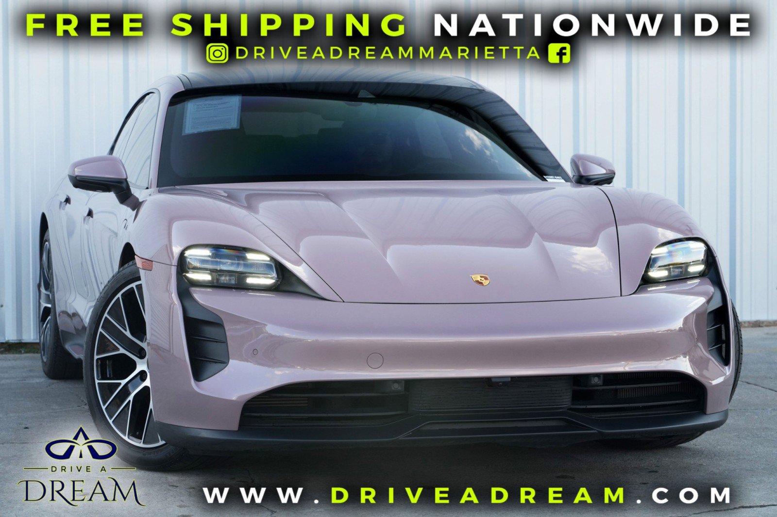 Used 2024 Porsche Taycan image 2