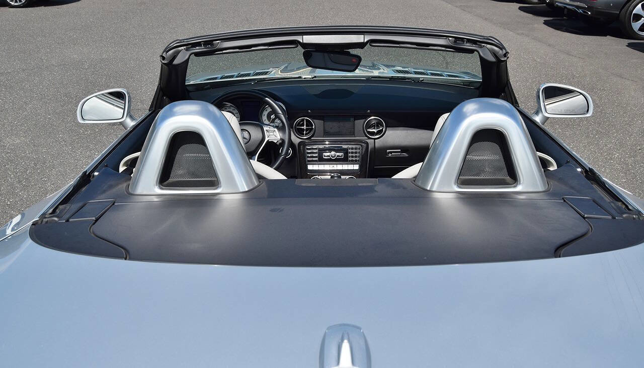 Used 2015 Mercedes-Benz SLK 250 w/ Premium Package image 63