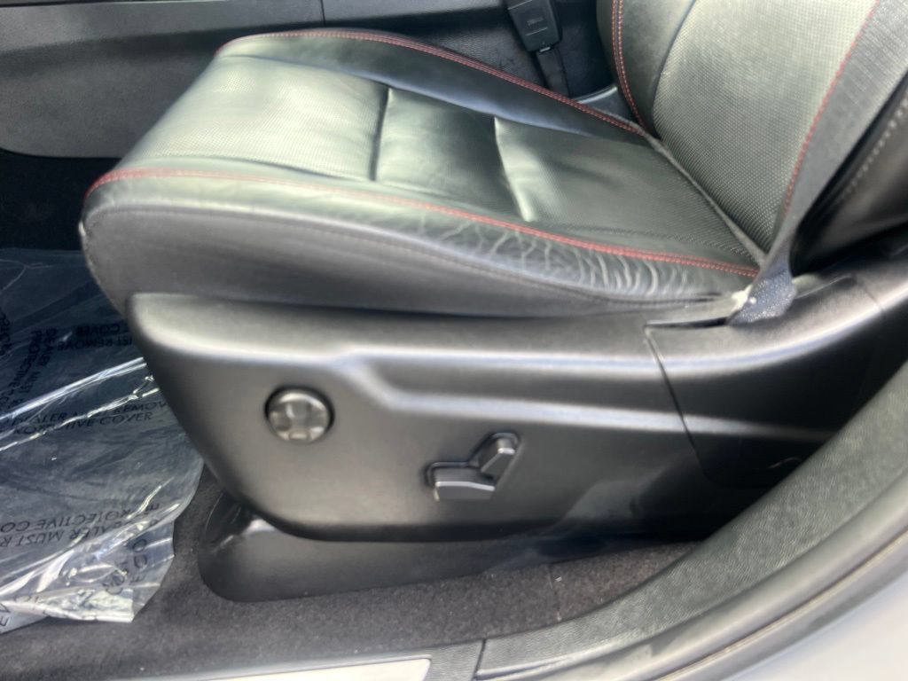 Used 2025 Dodge Durango GT AWD/4WD image 25