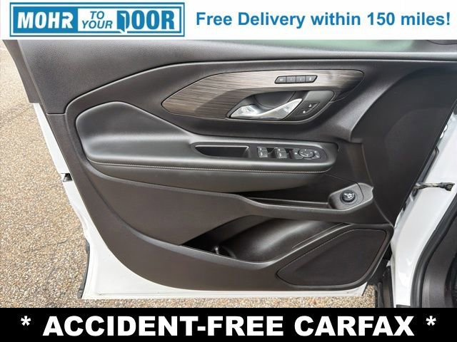 Used 2024 GMC Terrain SLT image 10