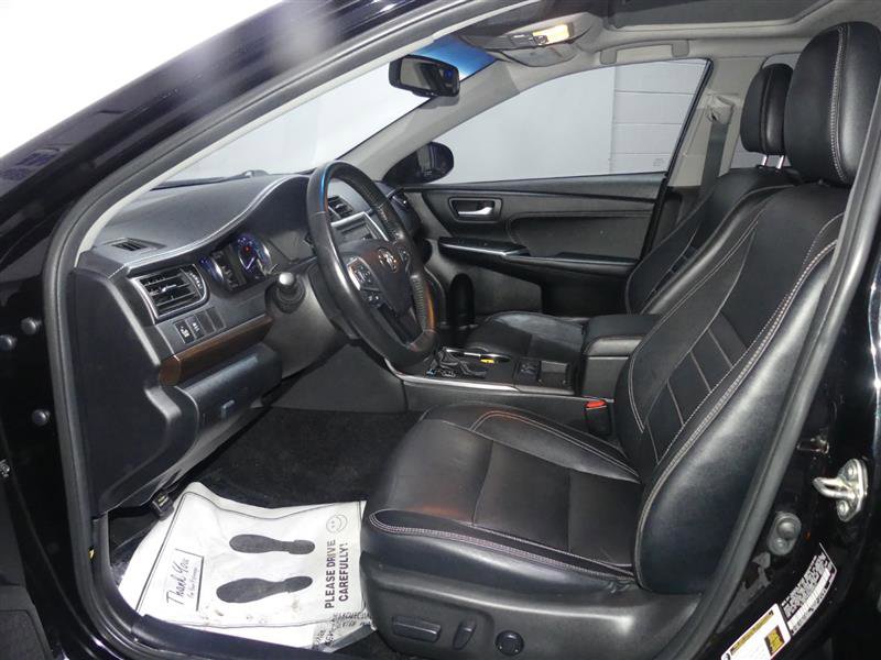 Used 2016 Toyota Camry XLE FWD image 21