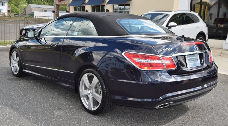 Used 2011 Mercedes-Benz E 550 Cabriolet image 6