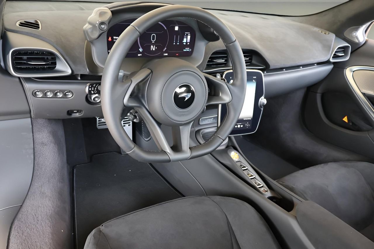 New 2026 McLaren Artura image 10