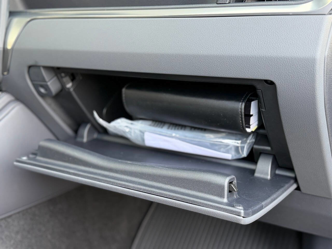 Used 2024 Lexus GX 550 w/ Accessory Package (Z1) image 88