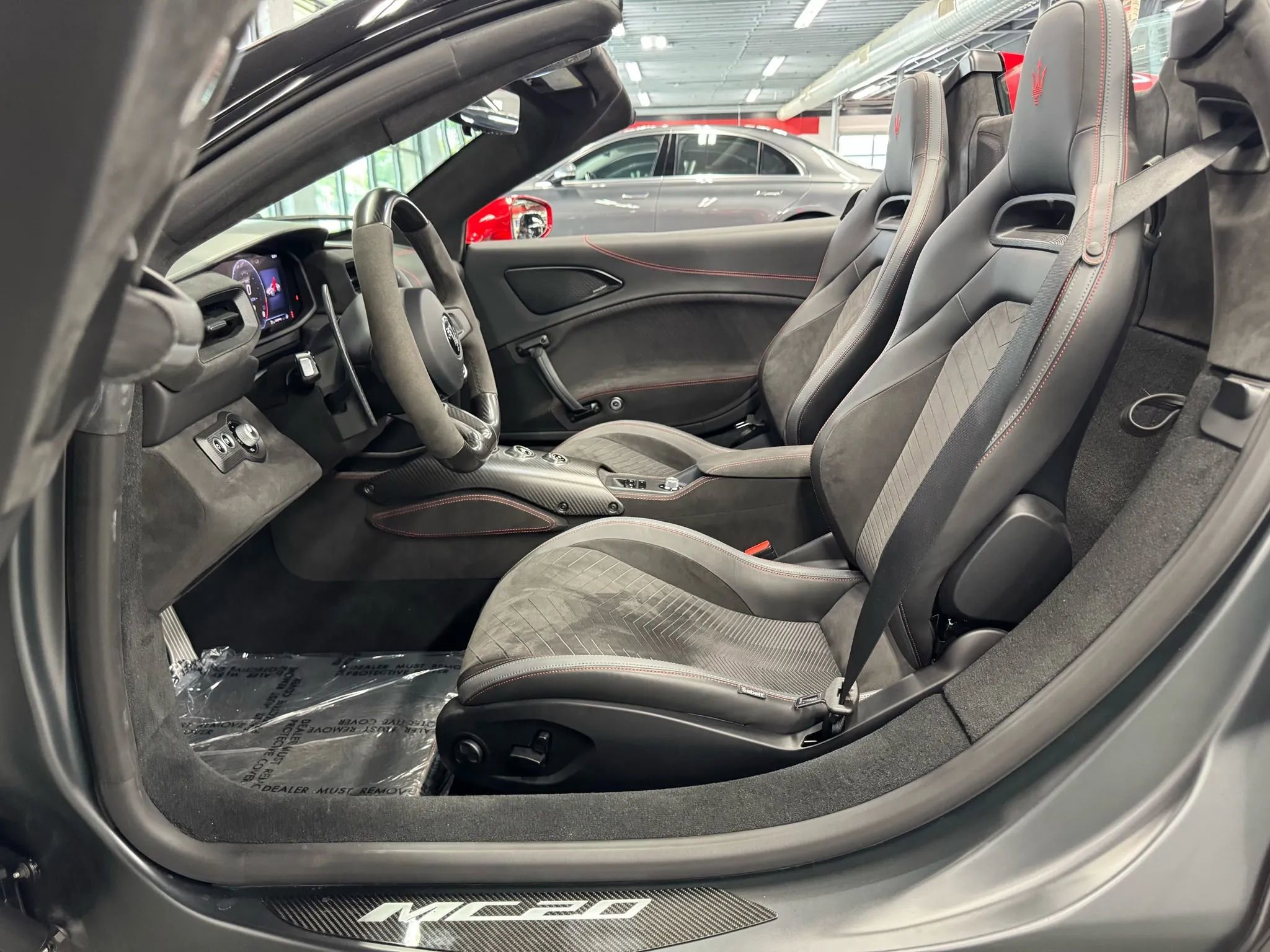 Used 2023 Maserati MC20 Spyder image 70