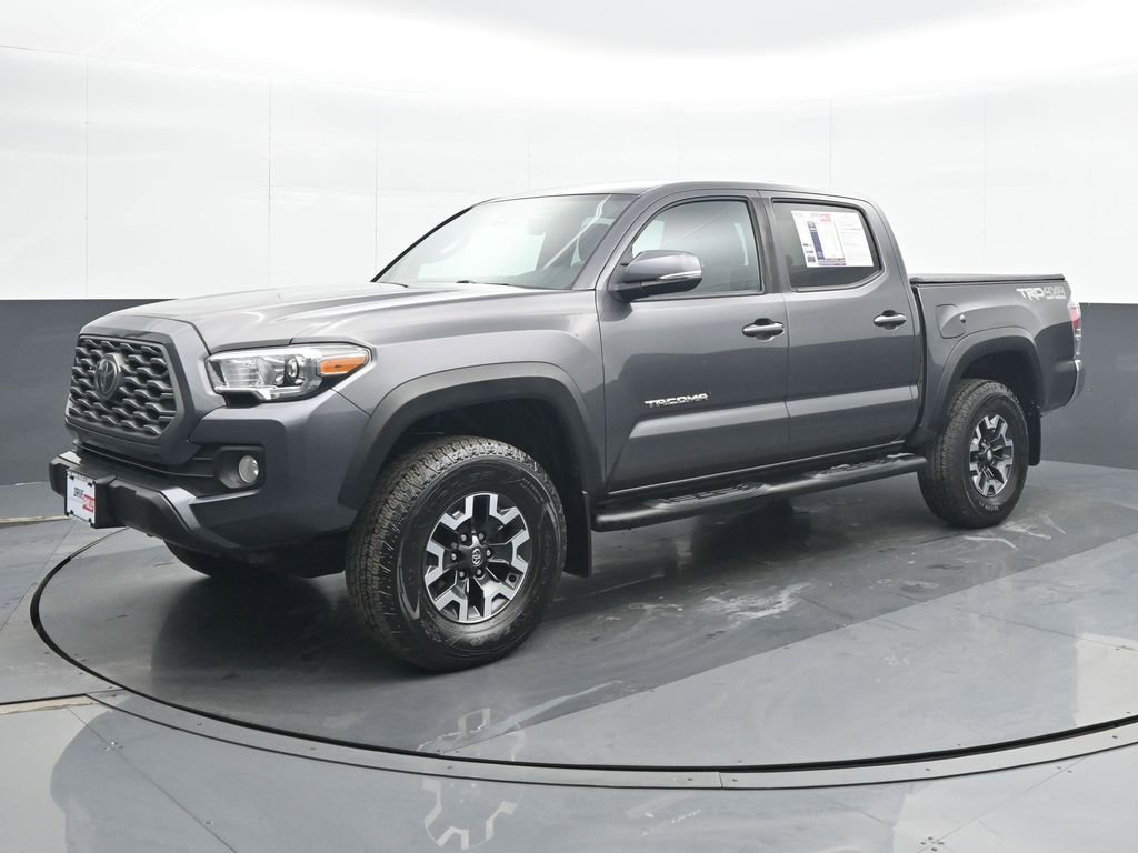 Used 2021 Toyota Tacoma TRD Off-Road image 2