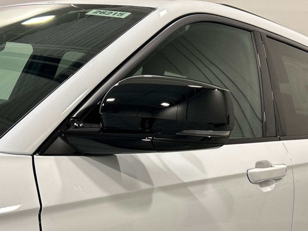 New 2026 Jeep Grand Cherokee L 4WD image 12