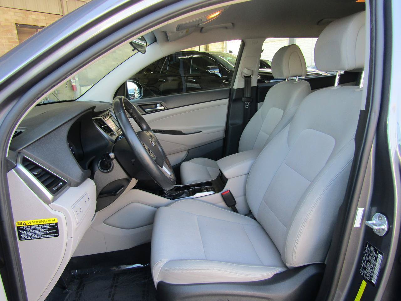 Used 2017 Hyundai Tucson Sport AWD/4WD image 8