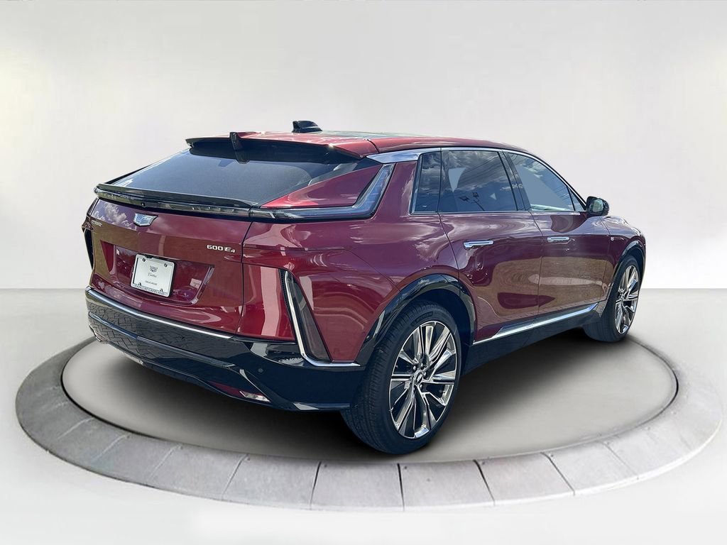 New 2026 Cadillac Lyriq Signature Luxury image 4