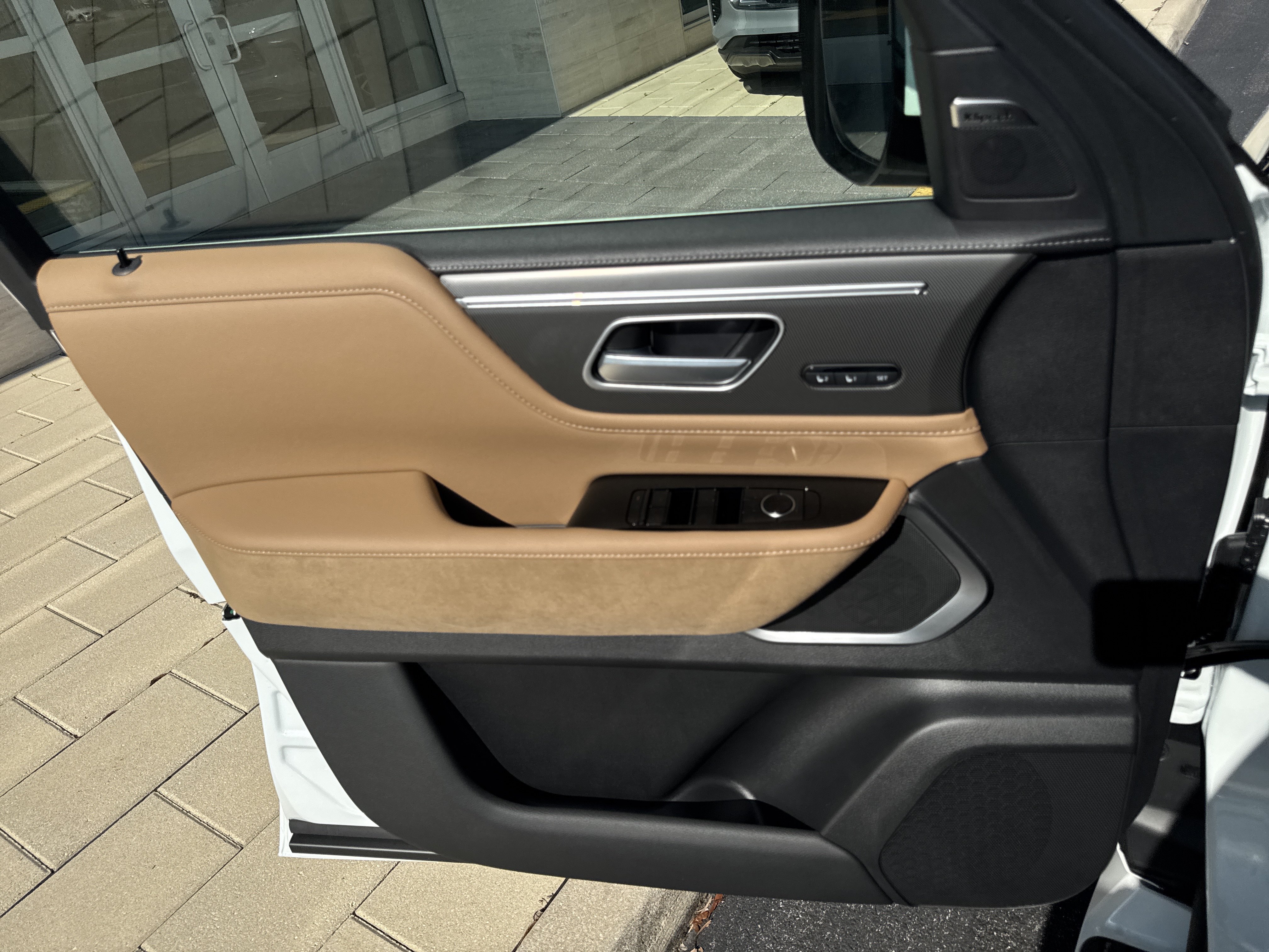 New 2027 INFINITI QX80 Luxe w/ Cargo Package RWD image 21