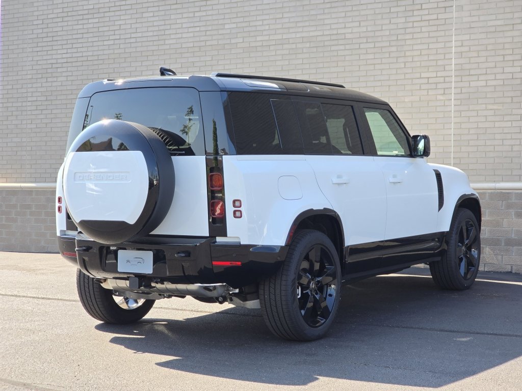New 2025 Land Rover Defender 110 X-Dynamic SE image 40
