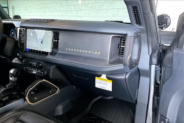 Used 2026 Ford Bronco Badlands AWD/4WD image 21