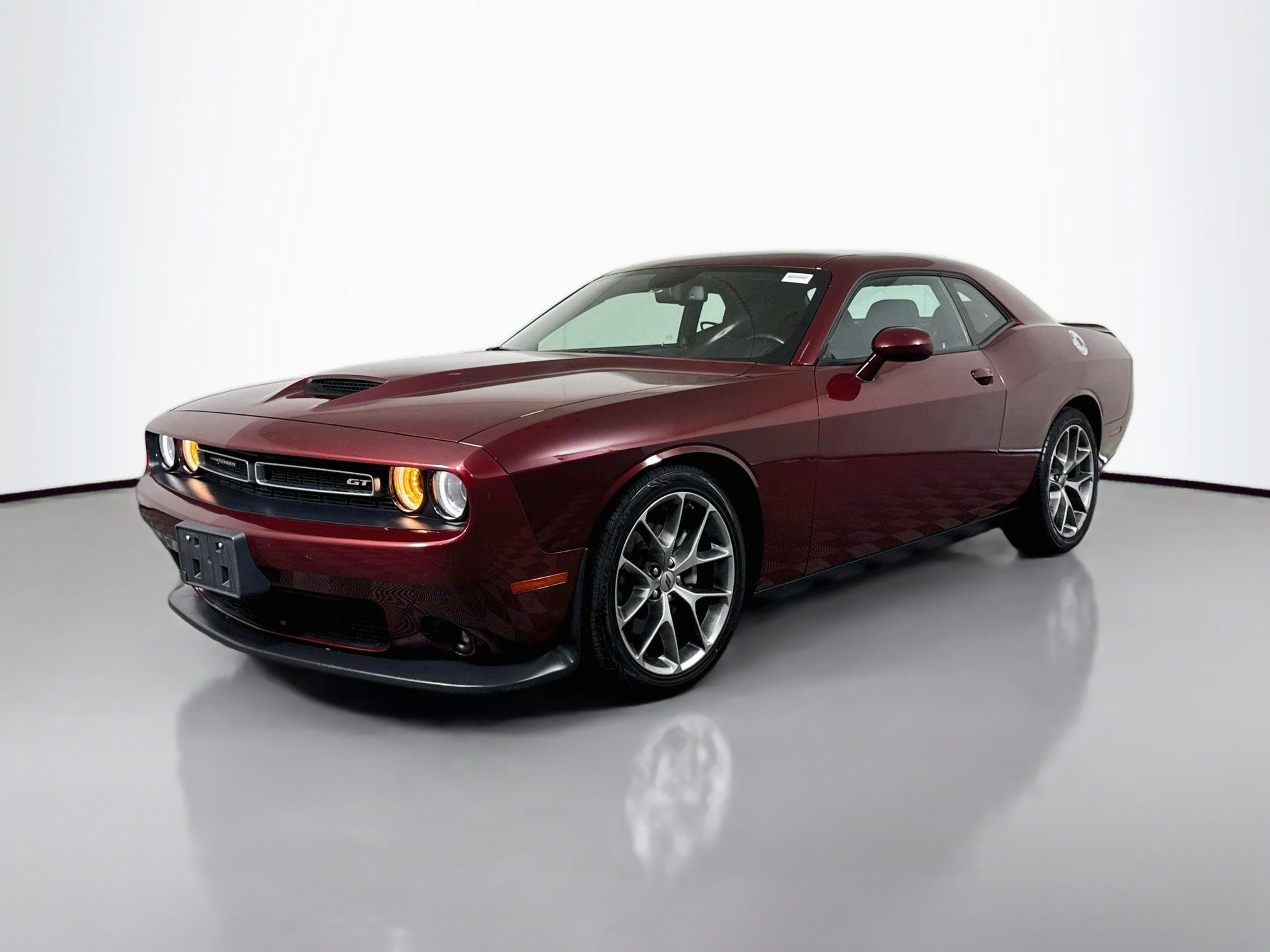 Used 2022 Dodge Challenger GT RWD image 4