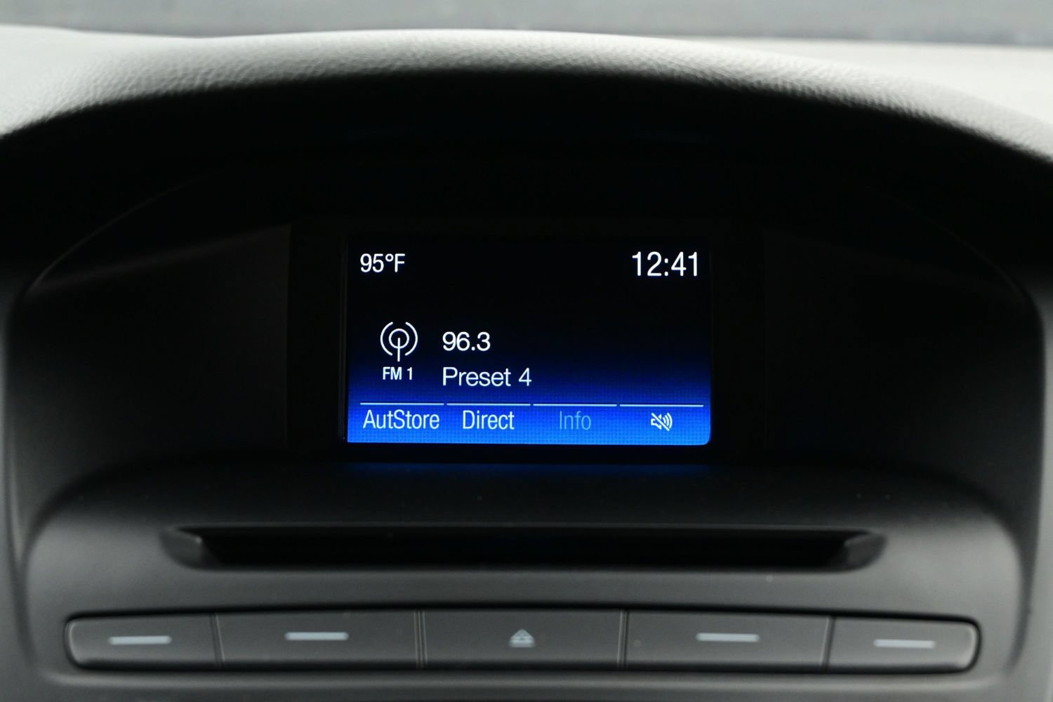 Used 2015 Ford Focus SE FWD image 17