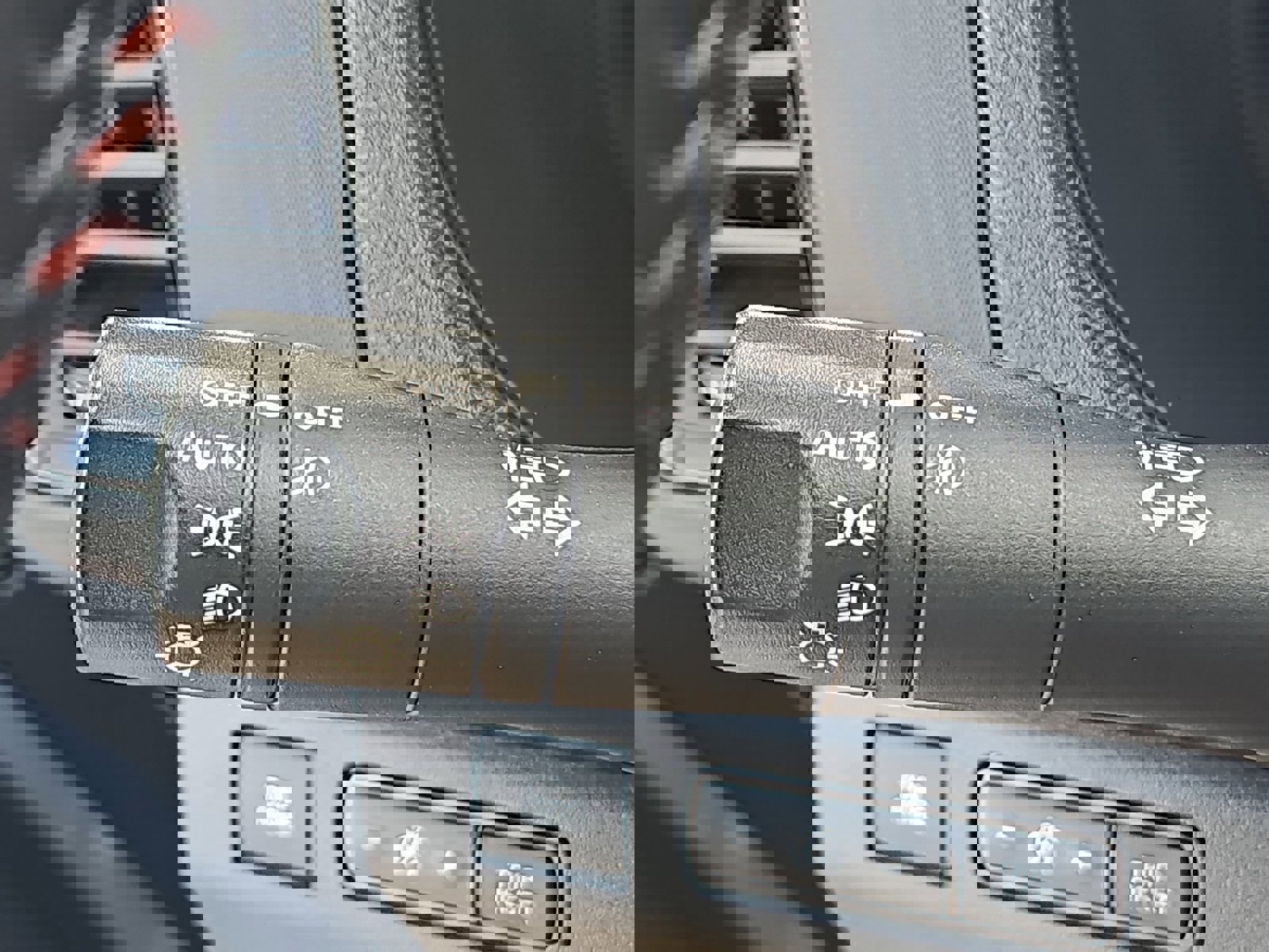 Used 2024 Nissan Frontier PRO-4X w/ Pro Premium Package image 26