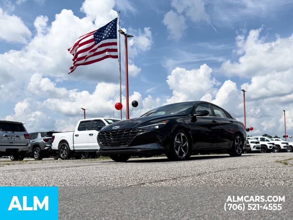 Used 2023 Hyundai Elantra Limited FWD image 16