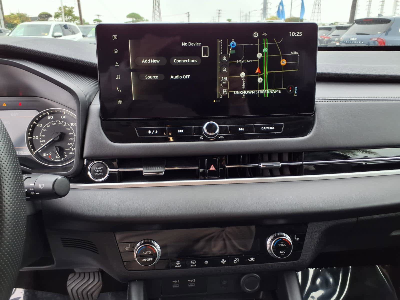 Used 2025 Mitsubishi Outlander SE FWD image 24