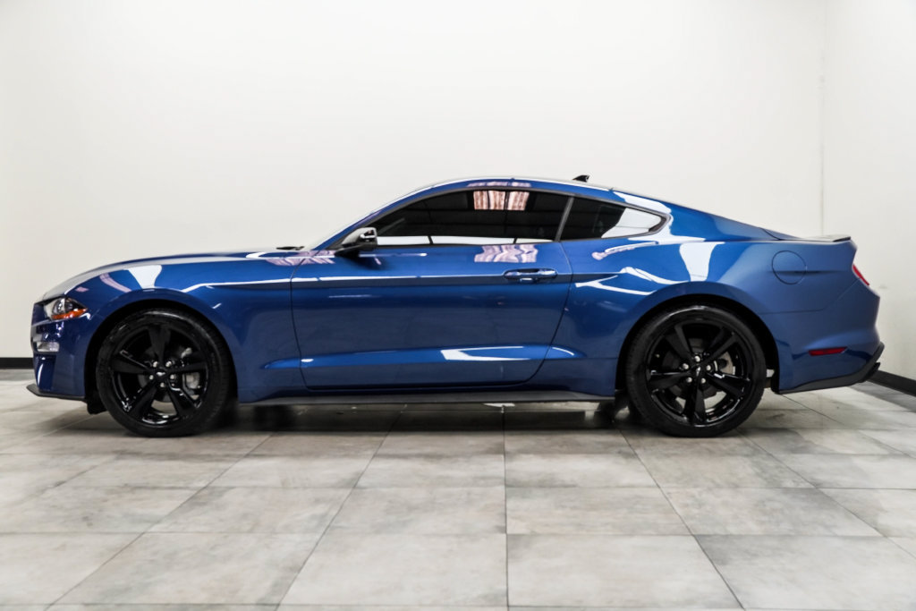 Used 2022 Ford Mustang Premium w/ Equipment Group 201A RWD image 9