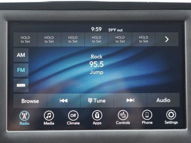 Used 2020 Chrysler Pacifica Touring-L image 22