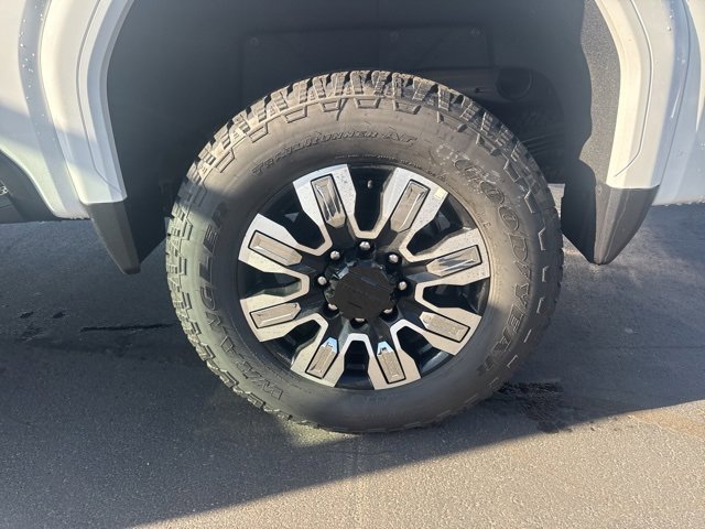 New 2026 GMC Sierra 2500 Denali w/ Denali Reserve Package image 16