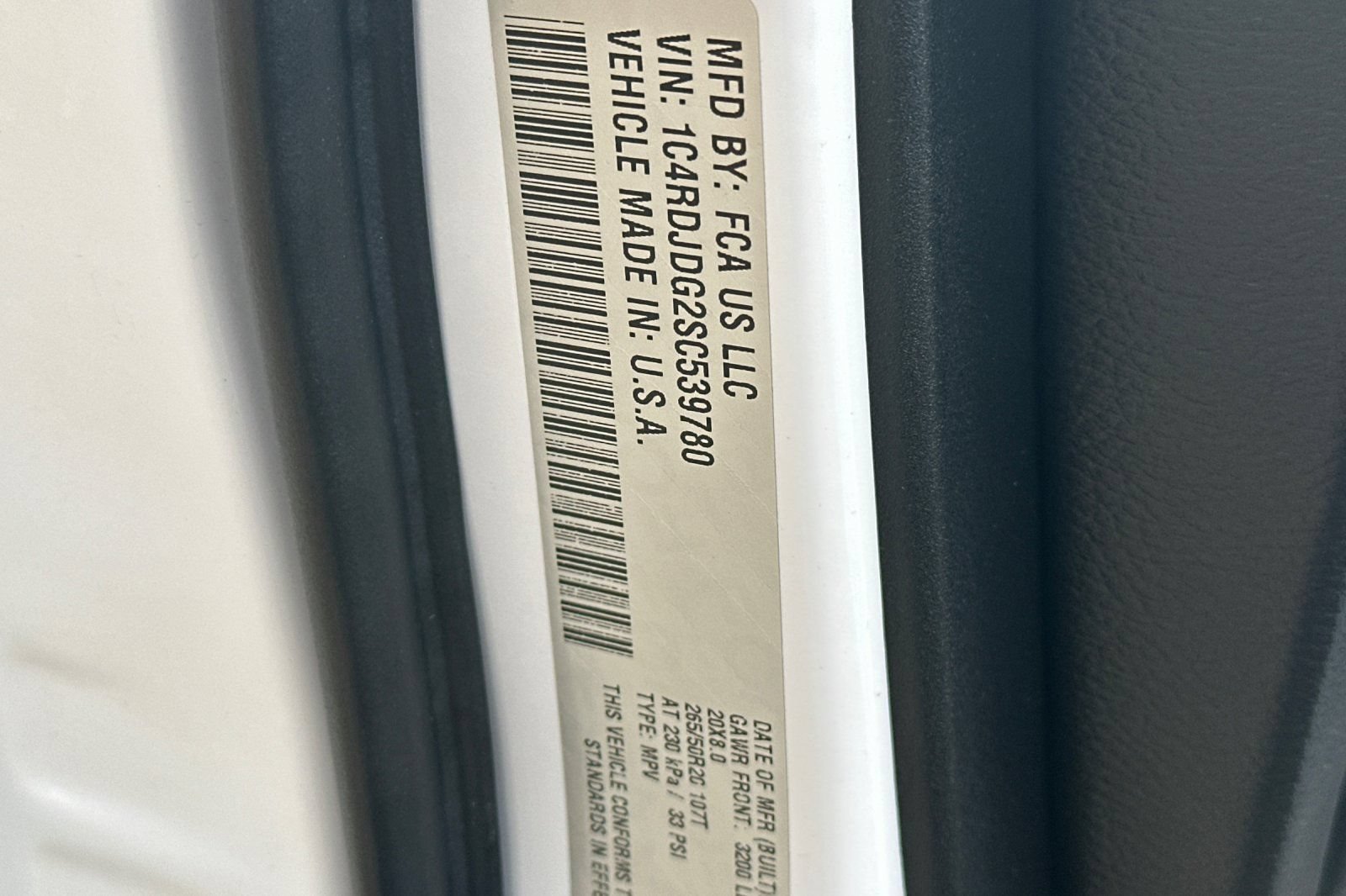 Used 2025 Dodge Durango GT AWD/4WD image 30