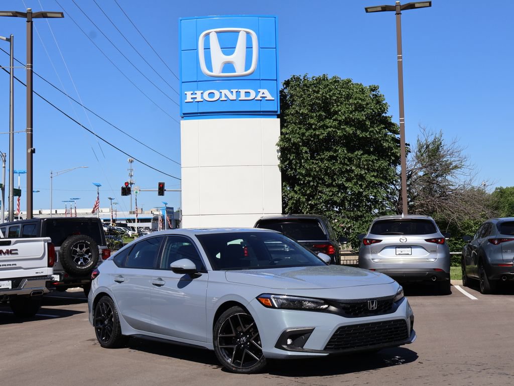 Certified 2022 Honda Civic Sport Touring image 1
