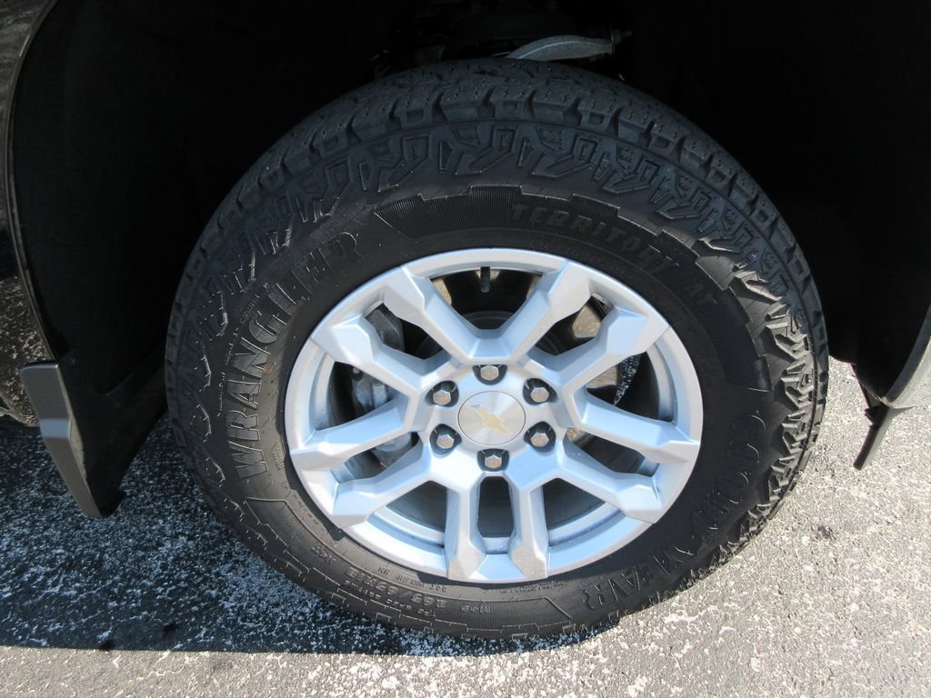 Certified 2024 Chevrolet Silverado 1500 LT AWD/4WD image 10
