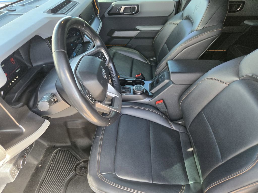 Used 2022 Ford Bronco Badlands image 9