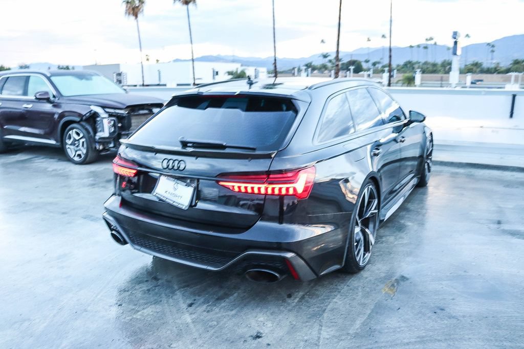 Used 2022 Audi RS 6 w/ Carbon Optic Package AWD/4WD image 9