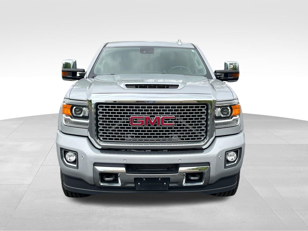 Certified 2017 GMC Sierra 3500 Denali w/ Duramax Plus Package AWD/4WD image 6