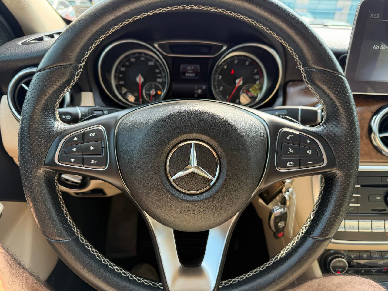 Used 2020 Mercedes-Benz GLA 250 4MATIC image 39