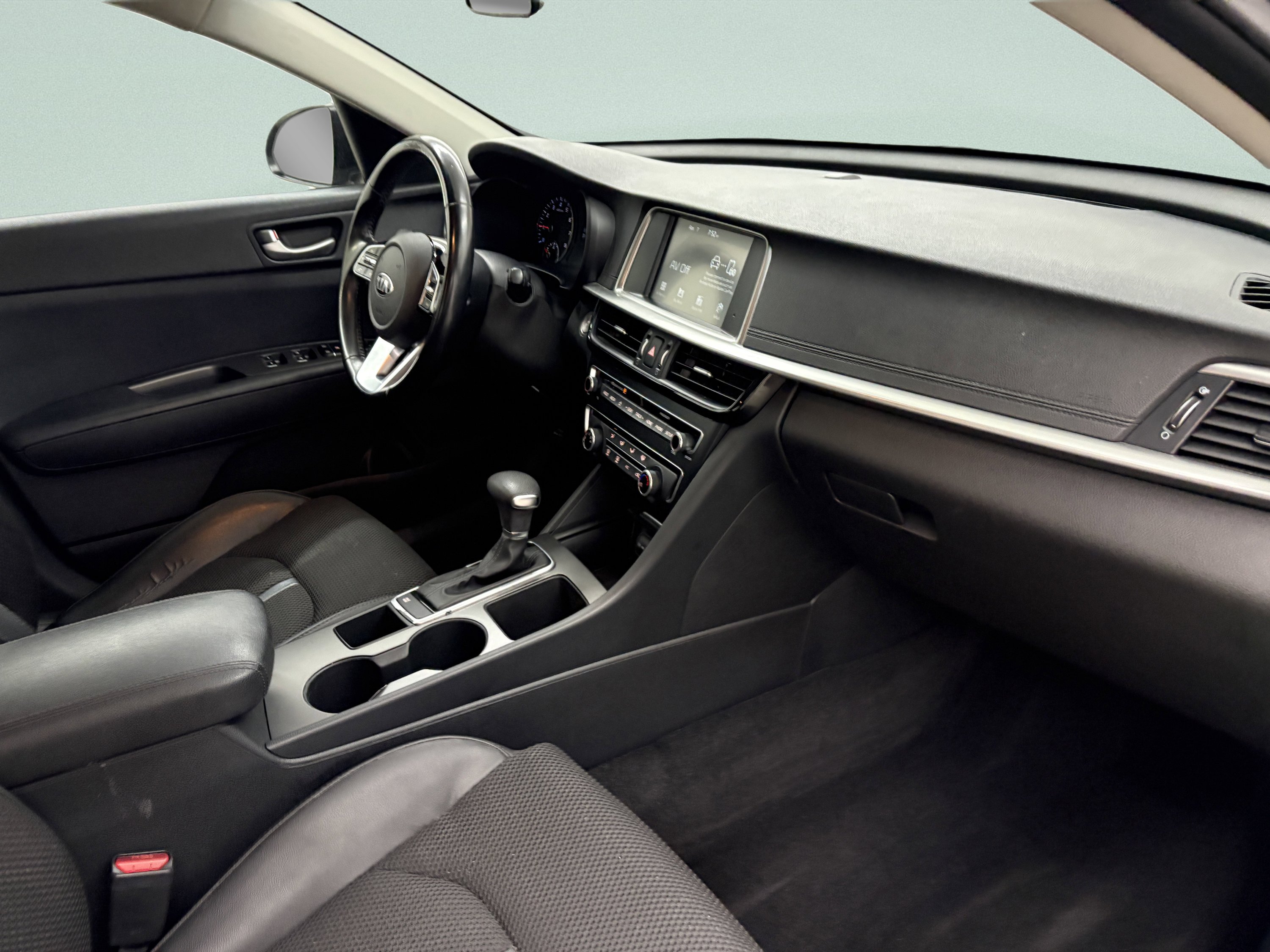 Used 2020 Kia Optima S FWD image 19
