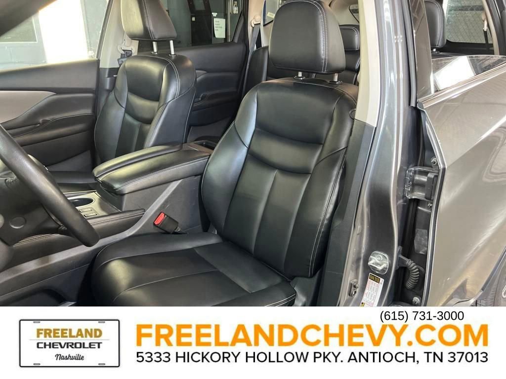 Used 2023 Nissan Murano SV image 21