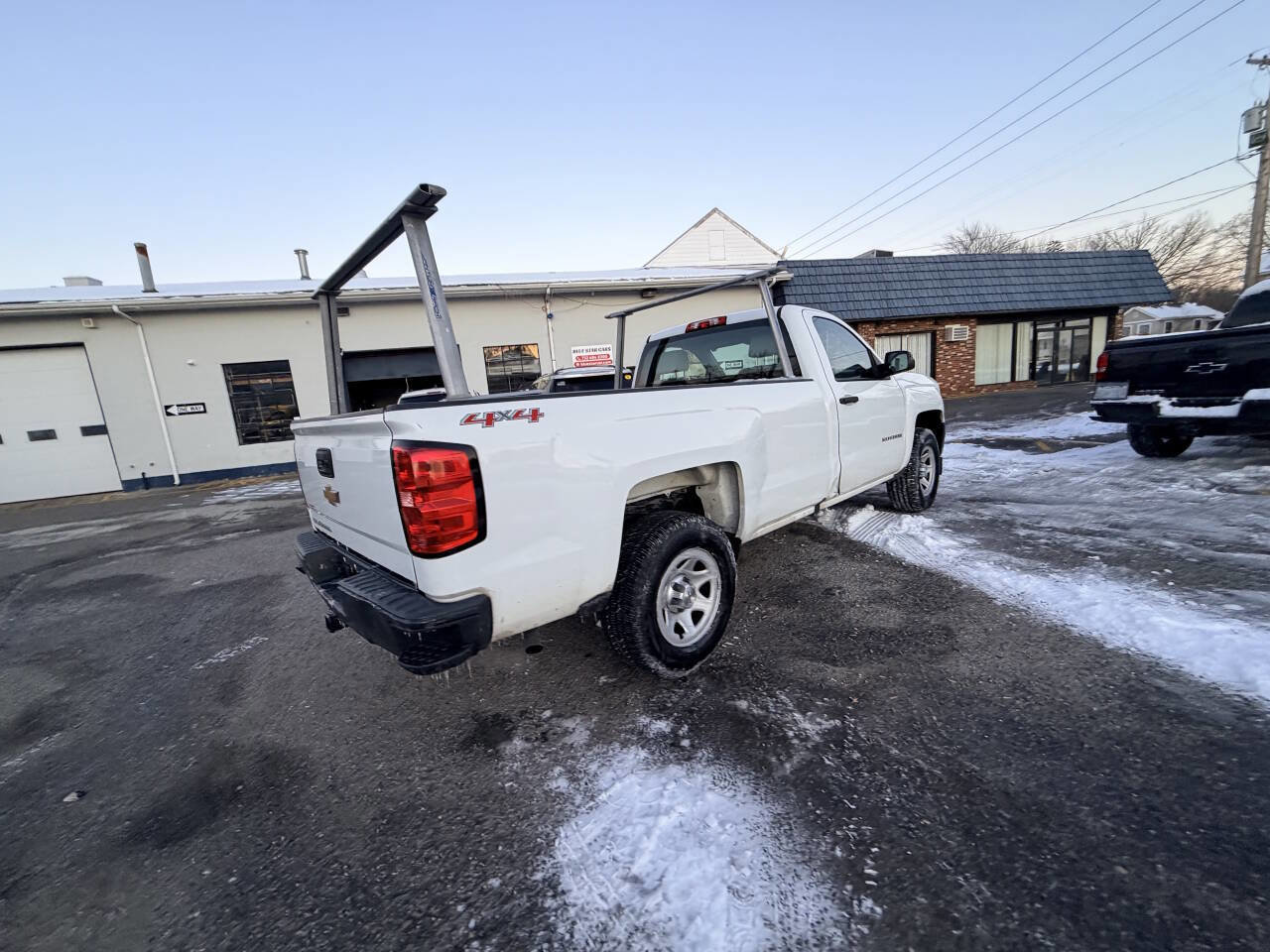 Used 2017 Chevrolet Silverado 1500 W/T w/ Trailering Package image 11