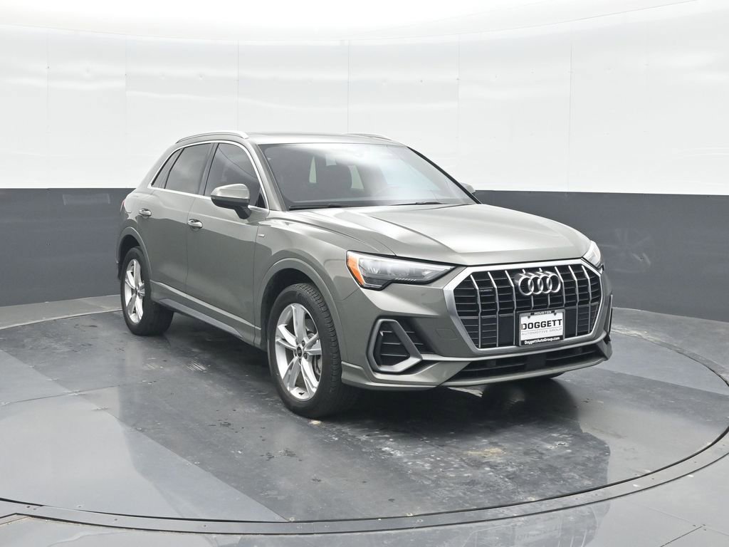 Used 2021 Audi Q3 2.0T Premium w/ Convenience Package AWD/4WD image 8