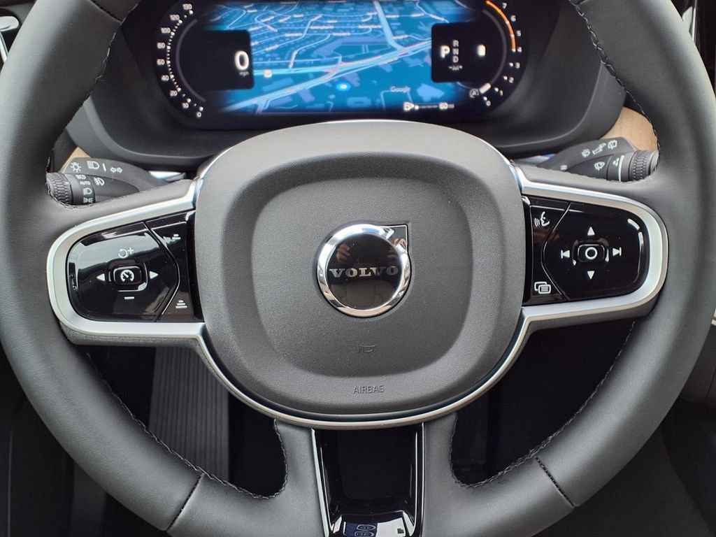 New 2026 Volvo XC60 B5 Core w/ Climate Package AWD/4WD image 12