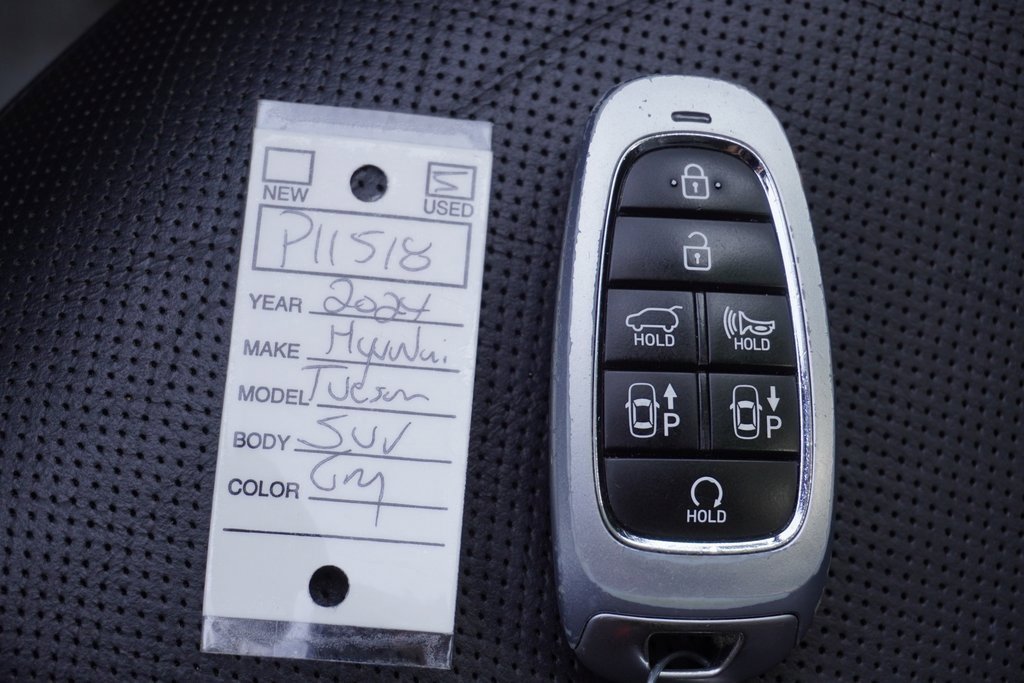 Used 2024 Hyundai Tucson Limited image 43