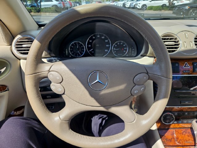 Used 2007 Mercedes-Benz CLK 350 Cabriolet image 14