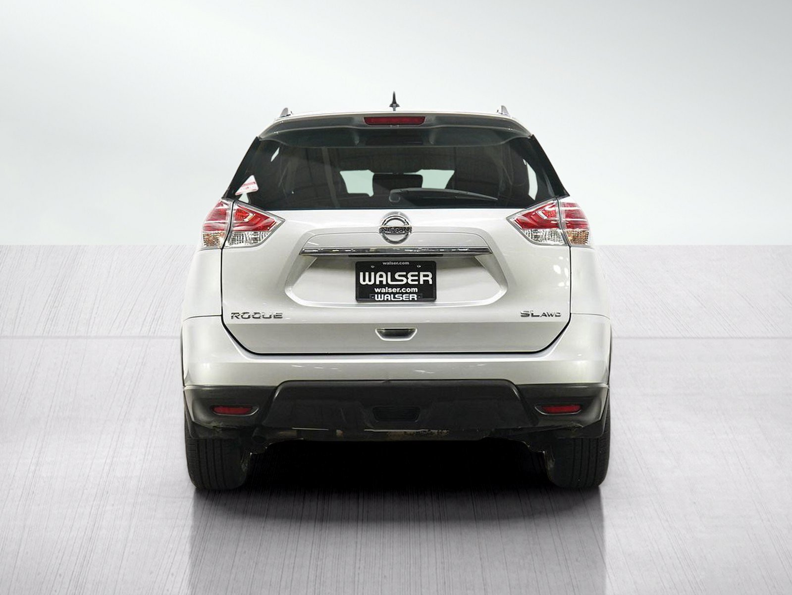 Used 2016 Nissan Rogue SL AWD/4WD image 4