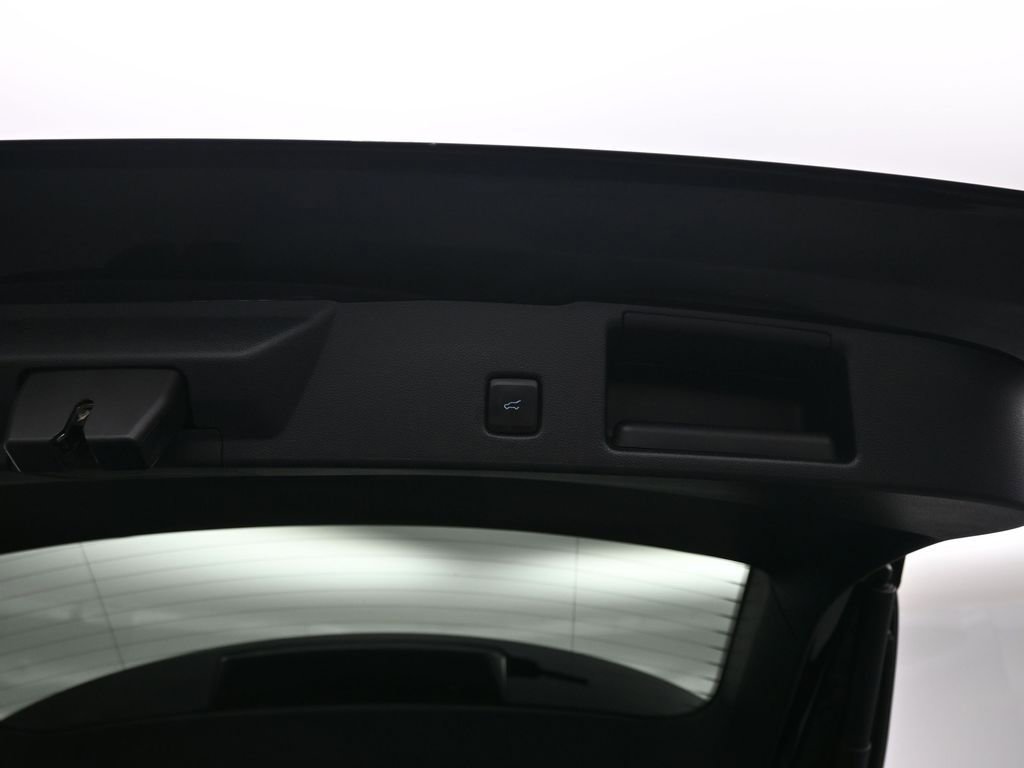 Certified 2020 Ford Escape SEL image 25