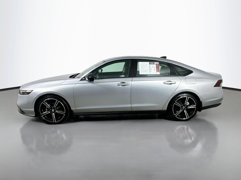 Used 2026 Honda Accord SE image 5