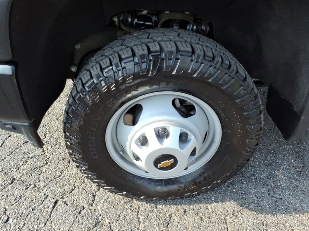 Used 2023 Chevrolet Silverado 3500 W/T w/ WT Fleet Convenience Package AWD/4WD image 9