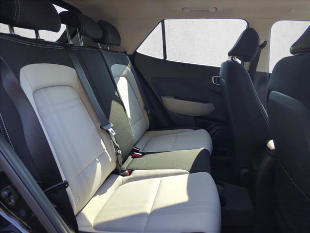 Used 2021 Hyundai Venue SEL w/ Premium Package FWD image 28