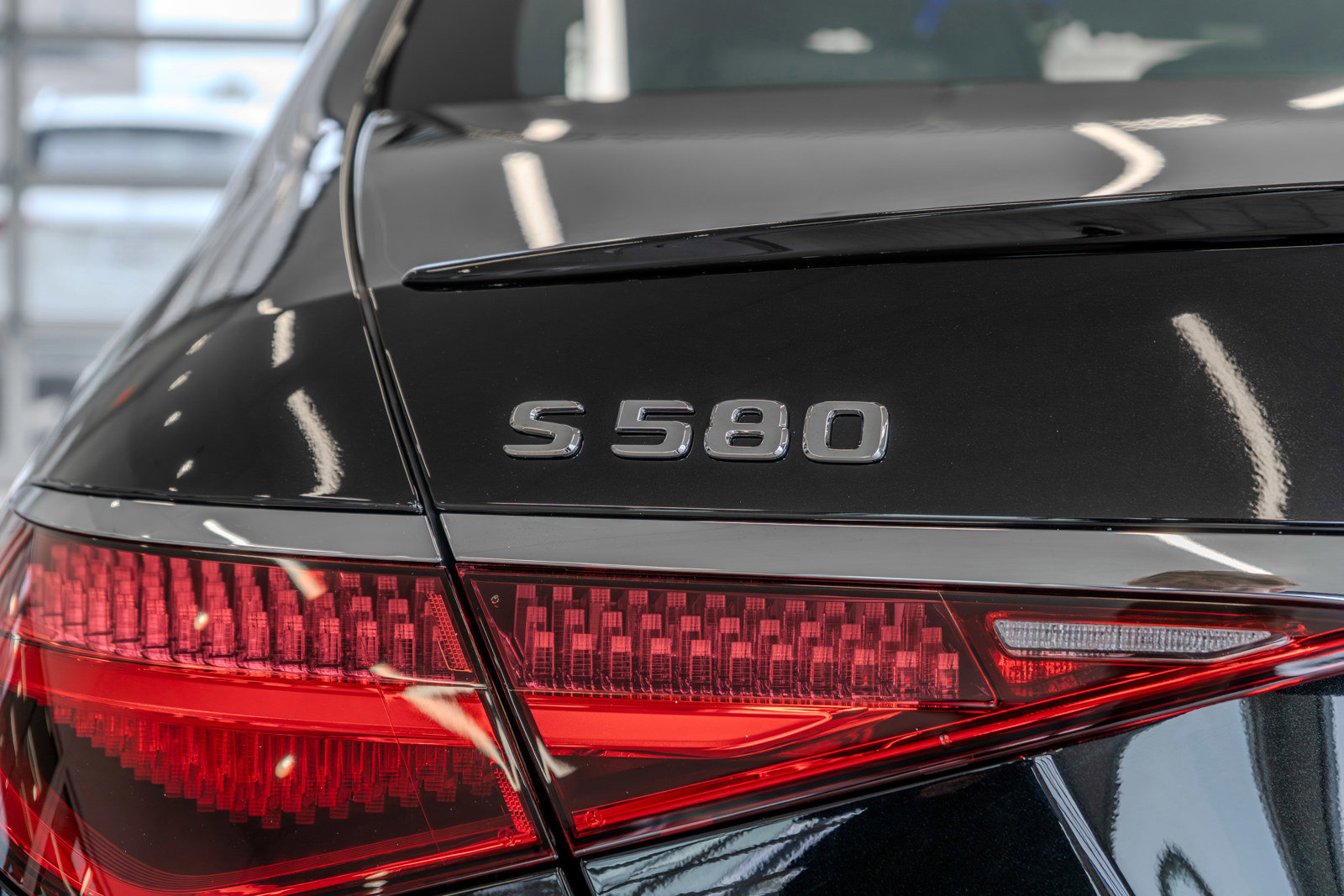 New 2025 Mercedes-Benz S 580 4MATIC Sedan image 22