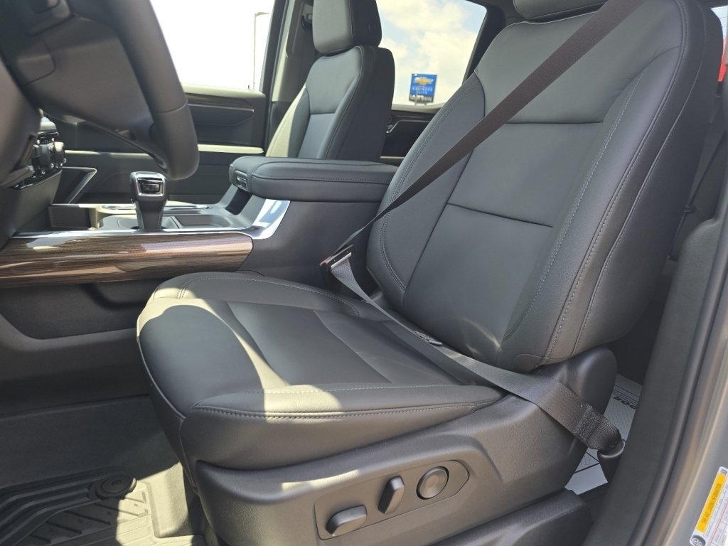 New 2026 Chevrolet Silverado 1500 RST w/ RST All Star Premium Package AWD/4WD image 15