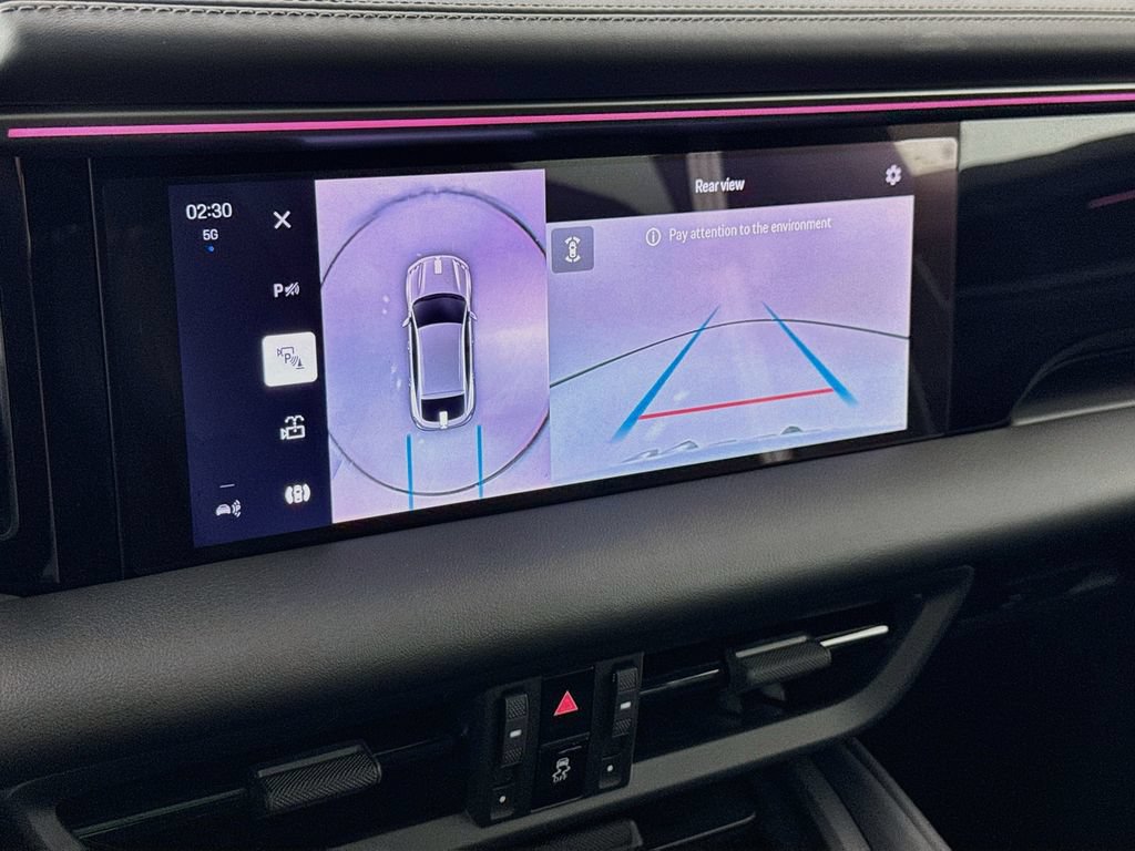 Certified 2025 Porsche Macan Electric RWD image 20